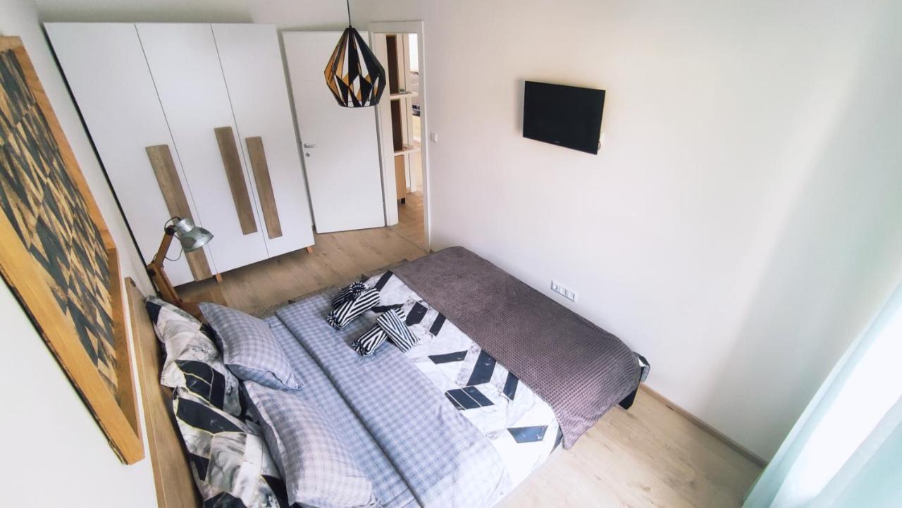 Apartman Lena Lejlighed Tuzla Eksteriør billede
